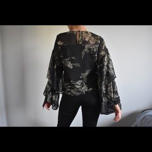 Leith long sleeve blouse
